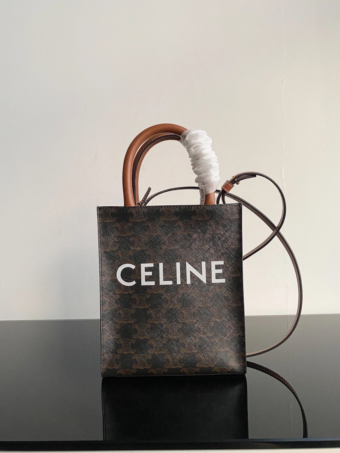 Durable 826 Celine AAA Quality Handbags For Women