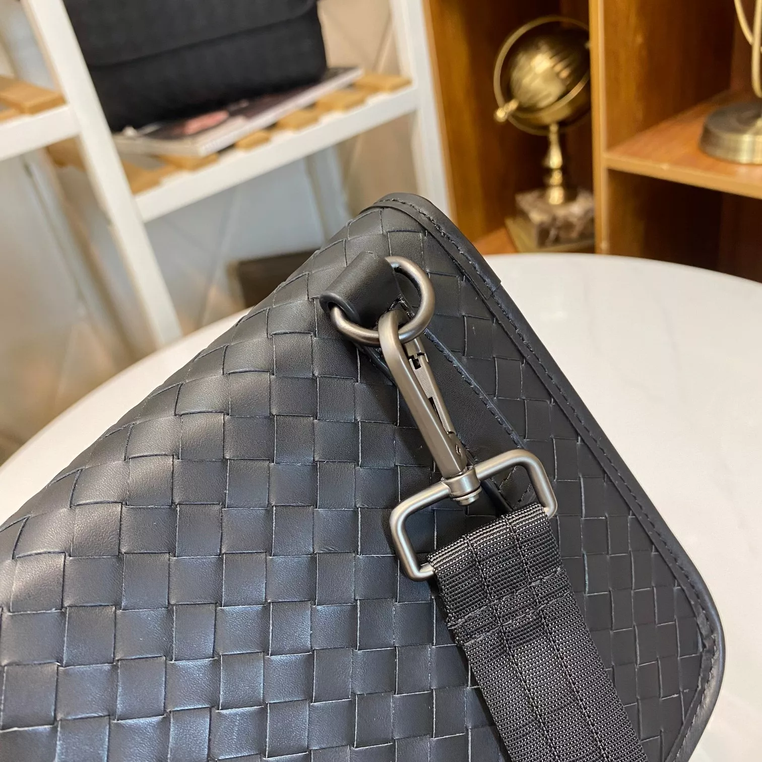 Durable 8263 Bottega Veneta AAA Man Messenger Bags