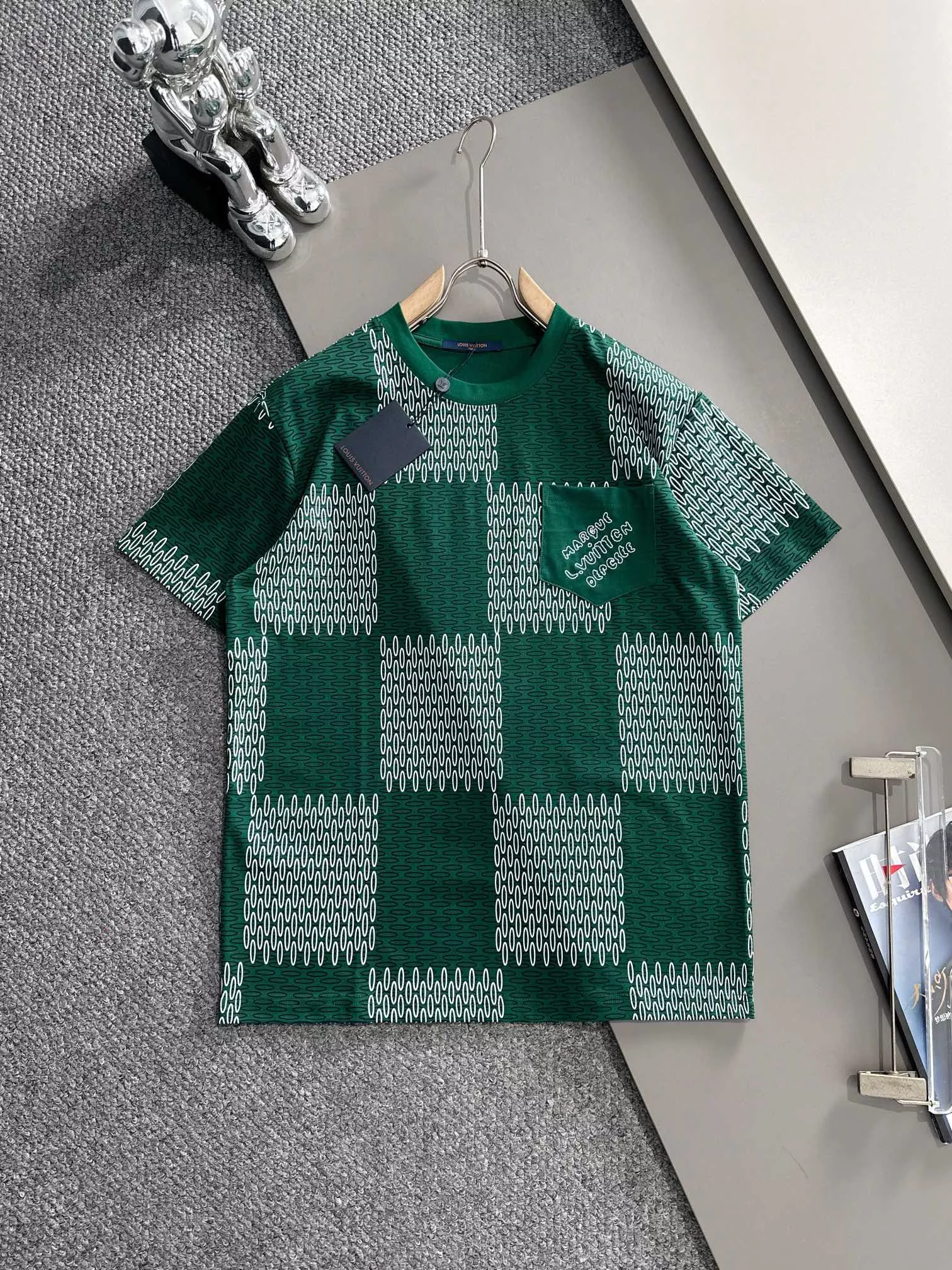 Durable 8312 Louis Vuitton LV T-Shirts Short Sleeved For Unisex