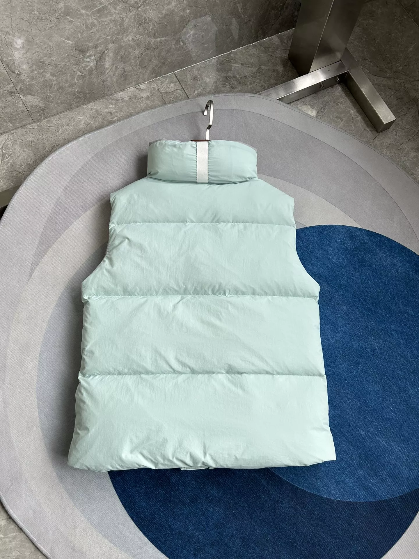 Durable 8395 Canada Goose Down Feather Coat Sleeveless For Unisex