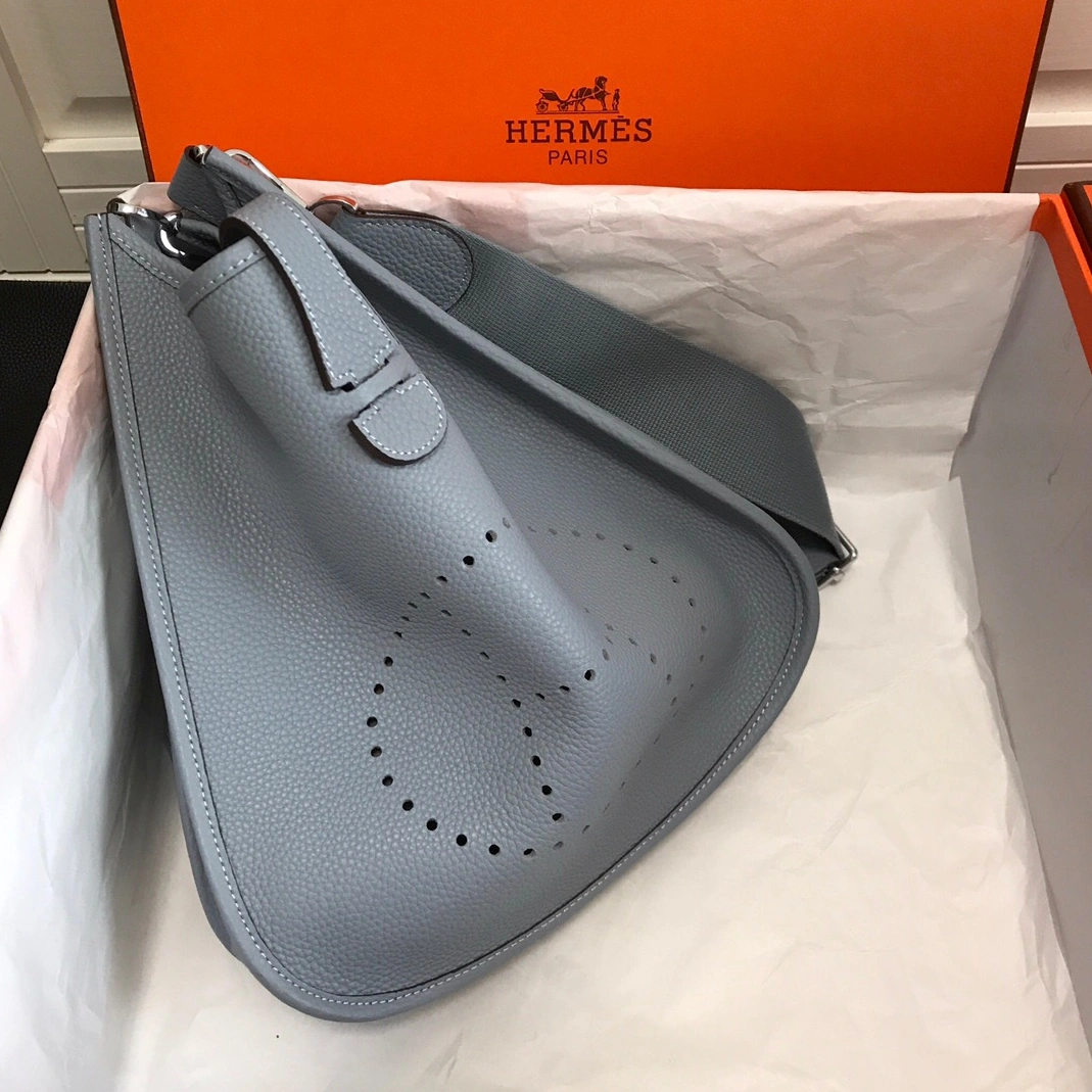 Durable 8410 Hermes AAA Quality Messenger Bags For Women