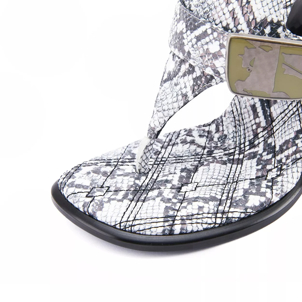 Durable 8455 Burberry Slippers For Women