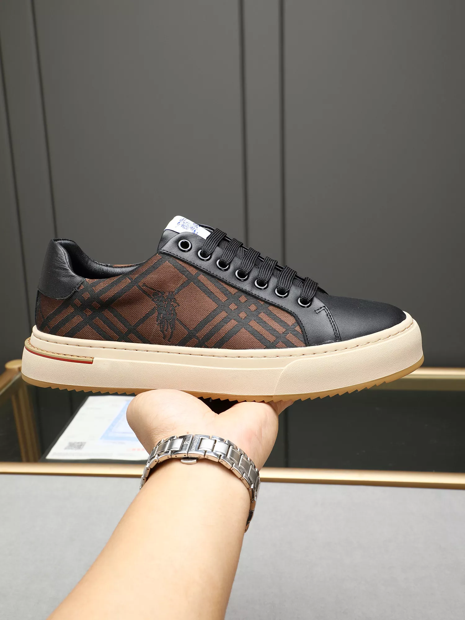 Durable 8496 Burberry Casual Shoes For Men