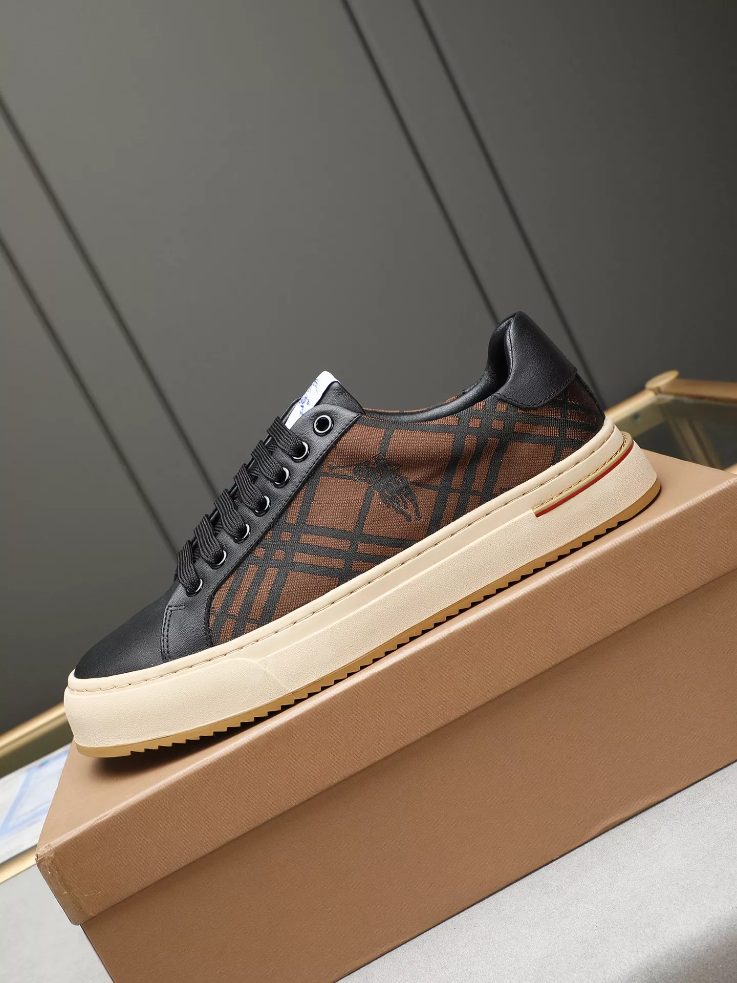 Durable 8496 Burberry Casual Shoes For Men