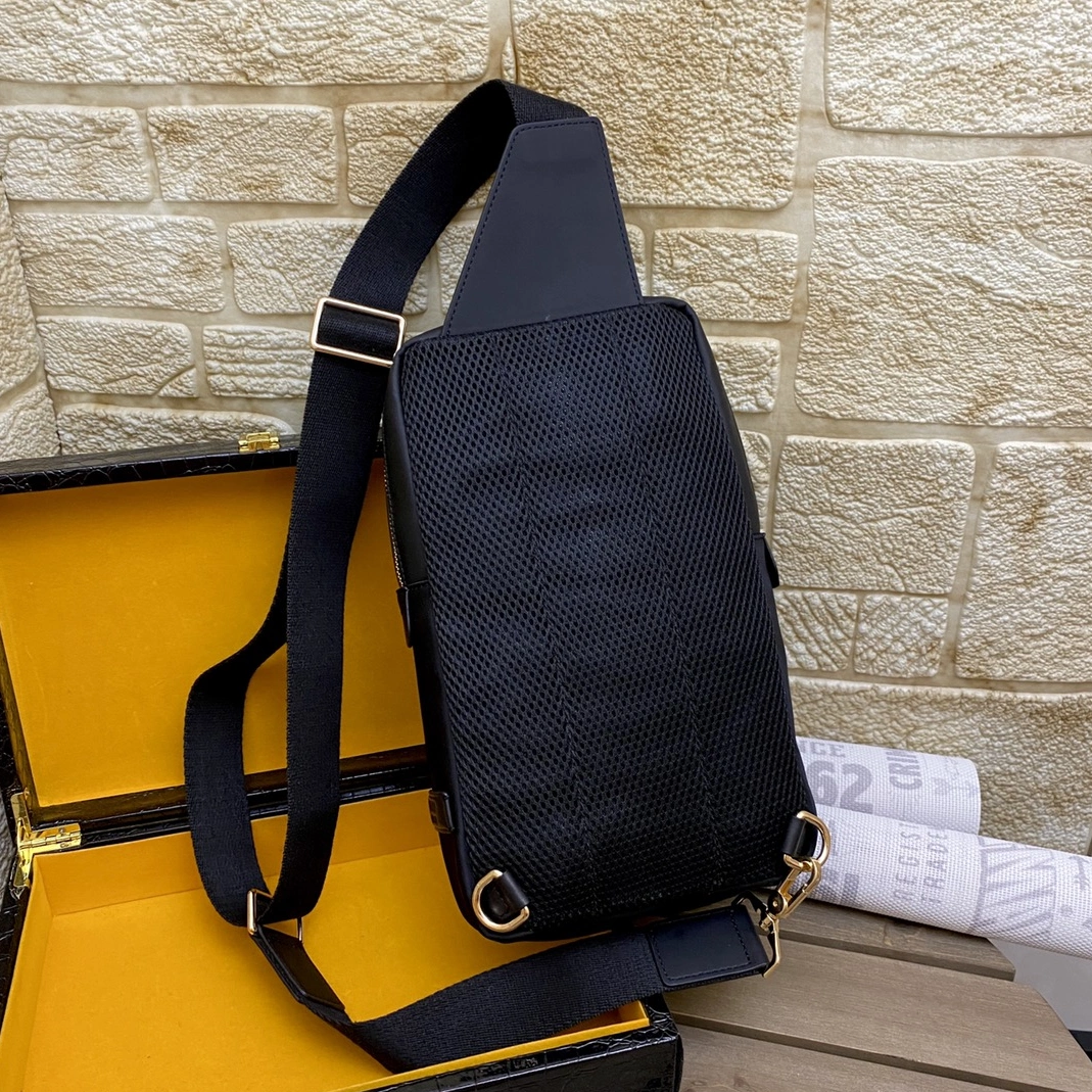 Durable 8508 Fendi AAA Man Messenger Bags