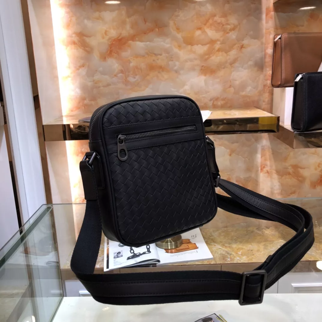 Durable 8522 Bottega Veneta AAA Man Messenger Bags