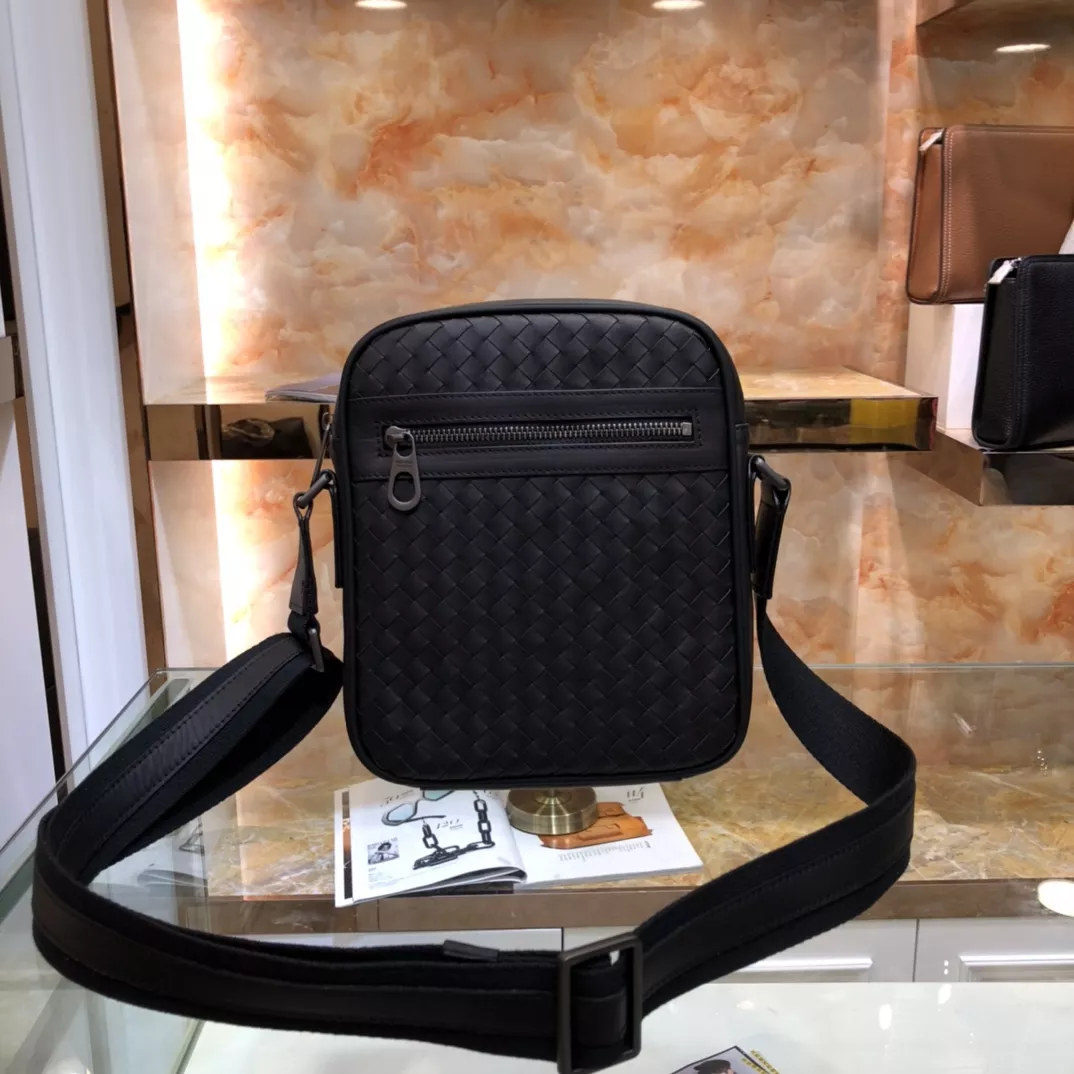 Durable 8522 Bottega Veneta AAA Man Messenger Bags