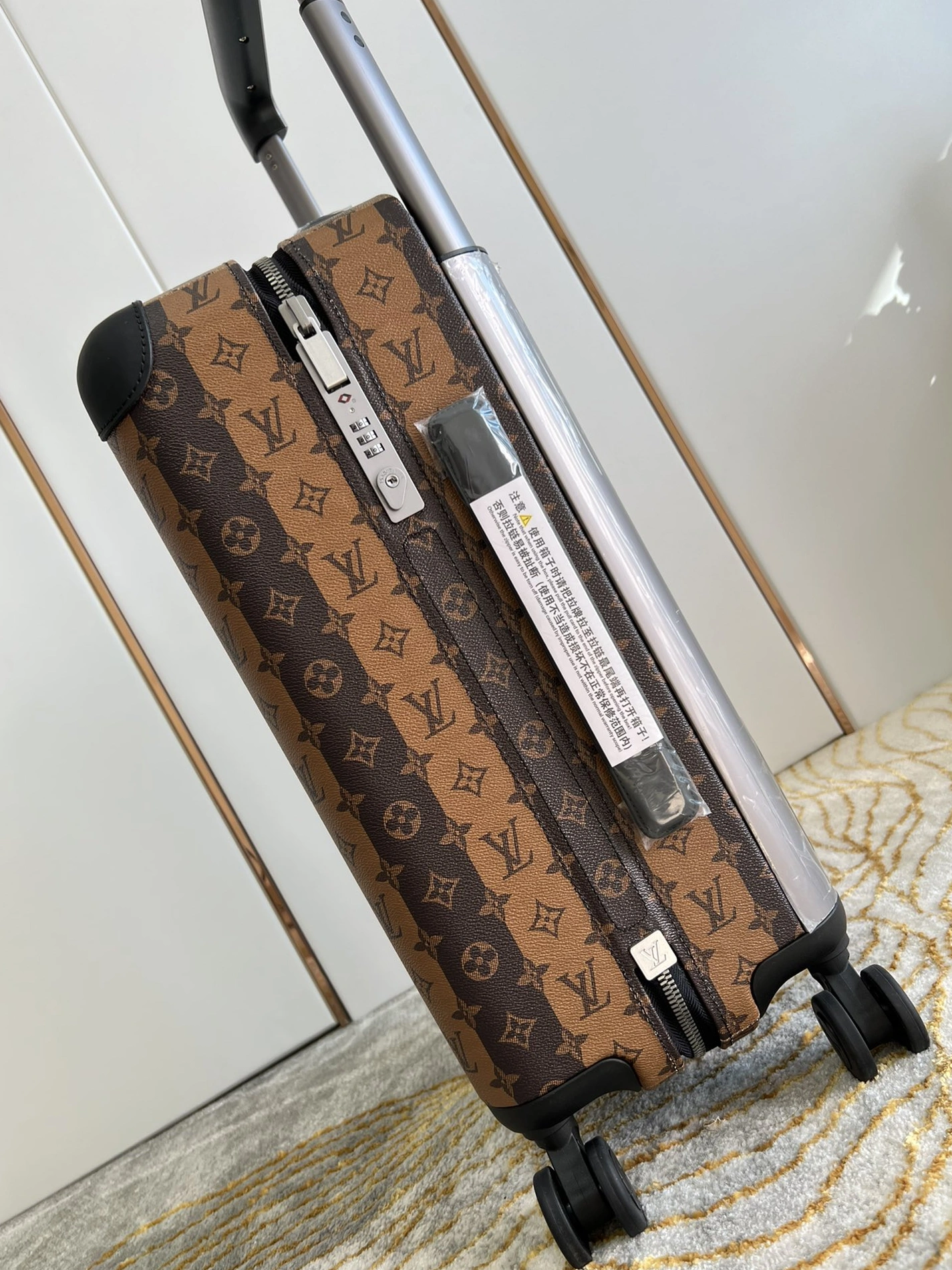 Durable 8554 Louis Vuitton Luggage