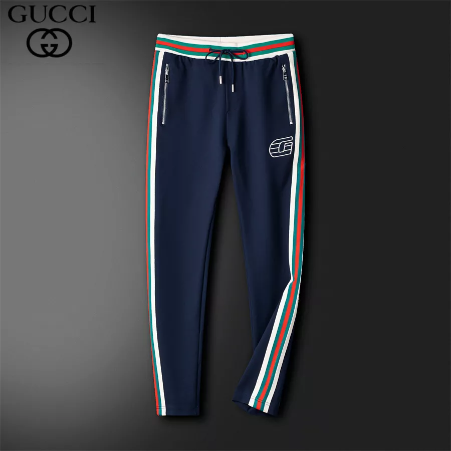 Durable 8574 Gucci Tracksuits Long Sleeved For Men