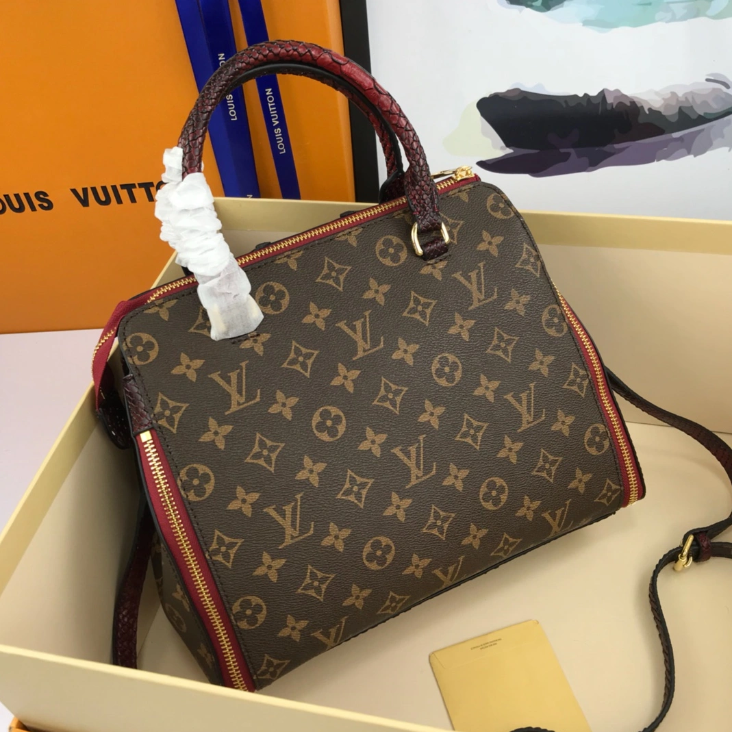 Durable 8592 Louis Vuitton AAA Quality Handbags For Women