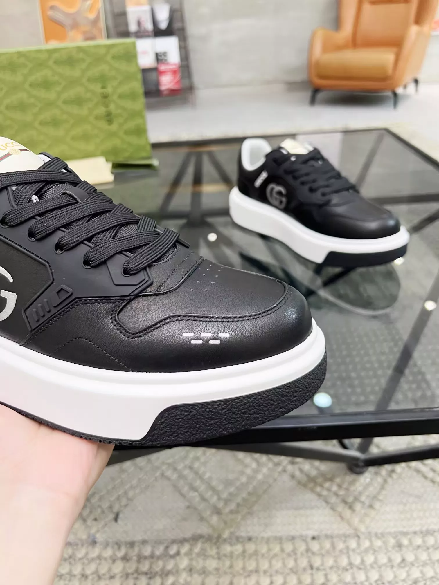 Durable 8605 Gucci Casual Shoes For Men