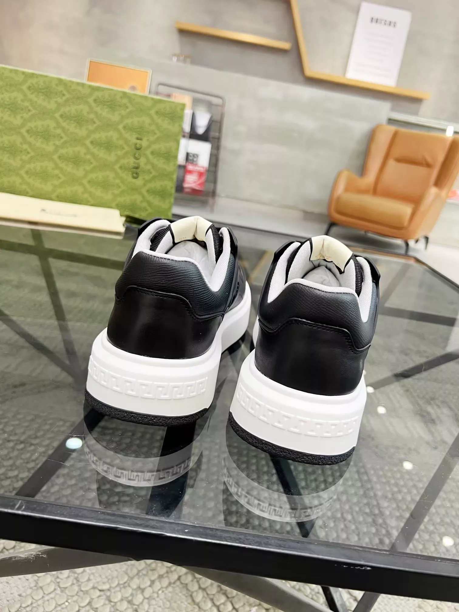 Durable 8605 Gucci Casual Shoes For Men
