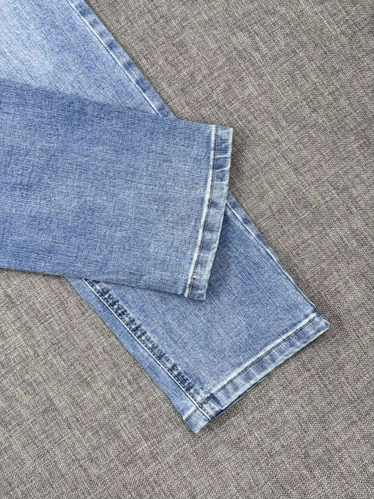 Durable 8696 Burberry Jeans For Men