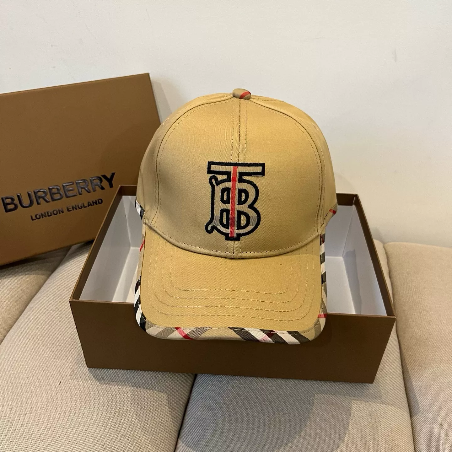 Durable 8721 Burberry Caps