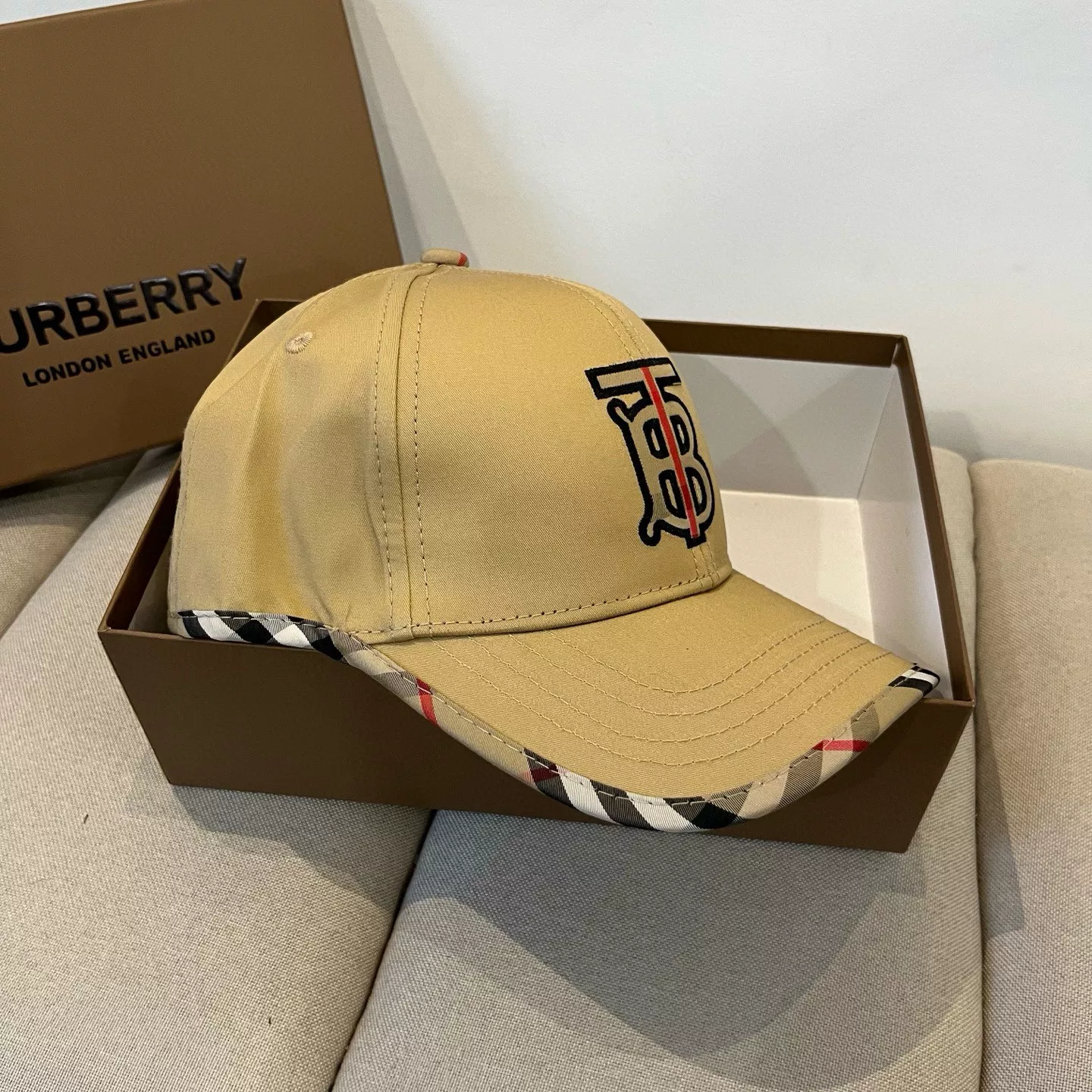 Durable 8721 Burberry Caps