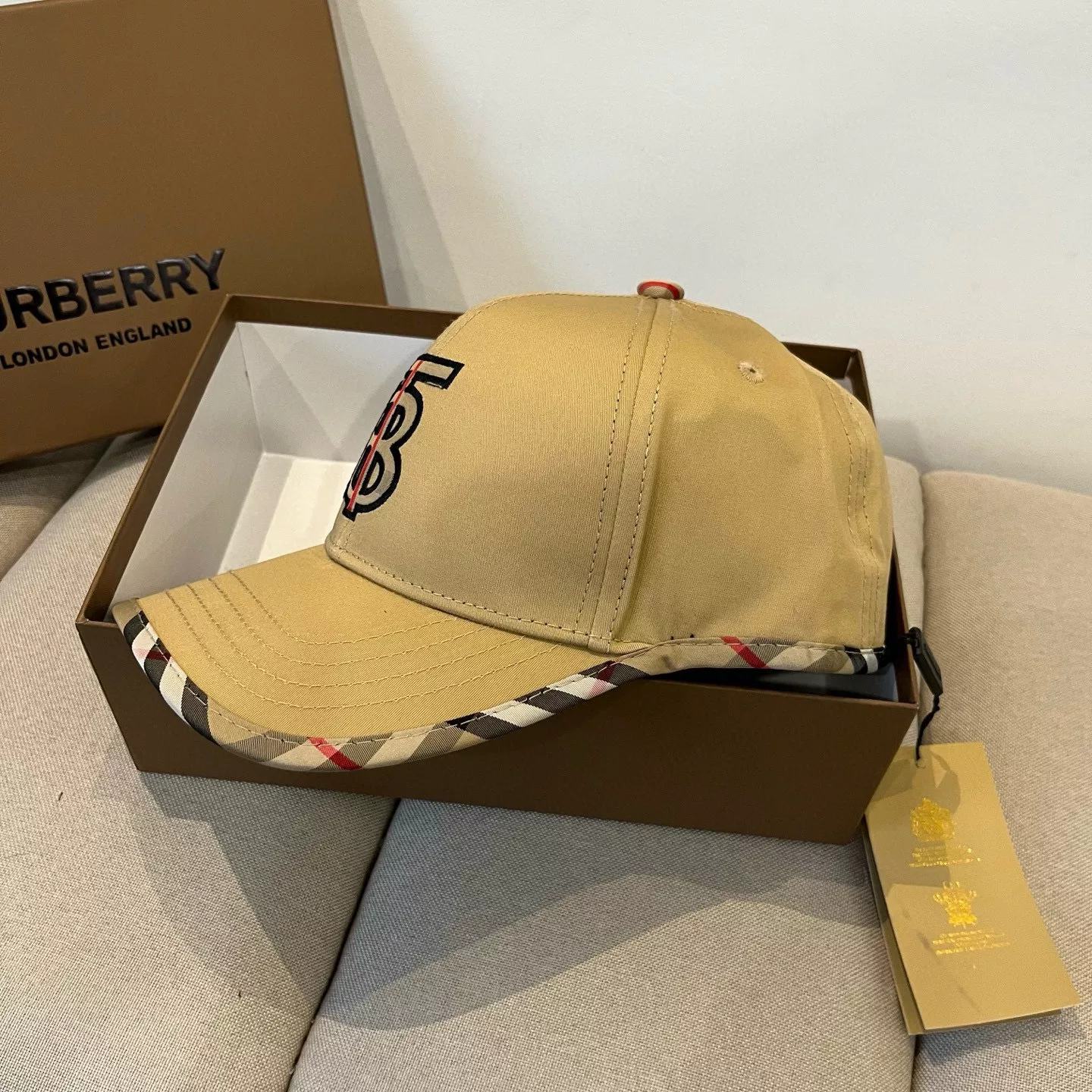 Durable 8721 Burberry Caps