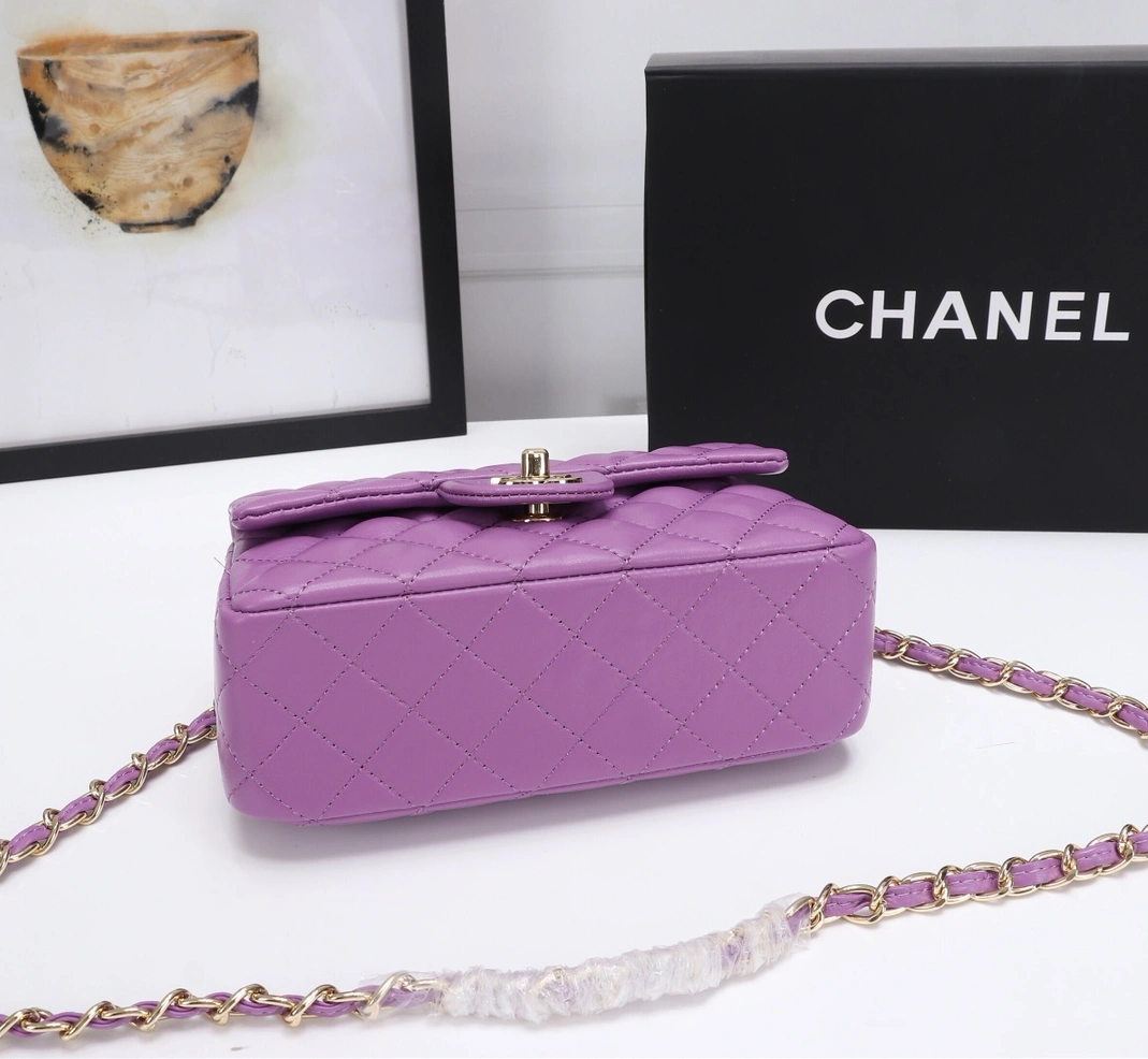 Durable 8728 Chanel AAA Quality Messenger Bags For Women