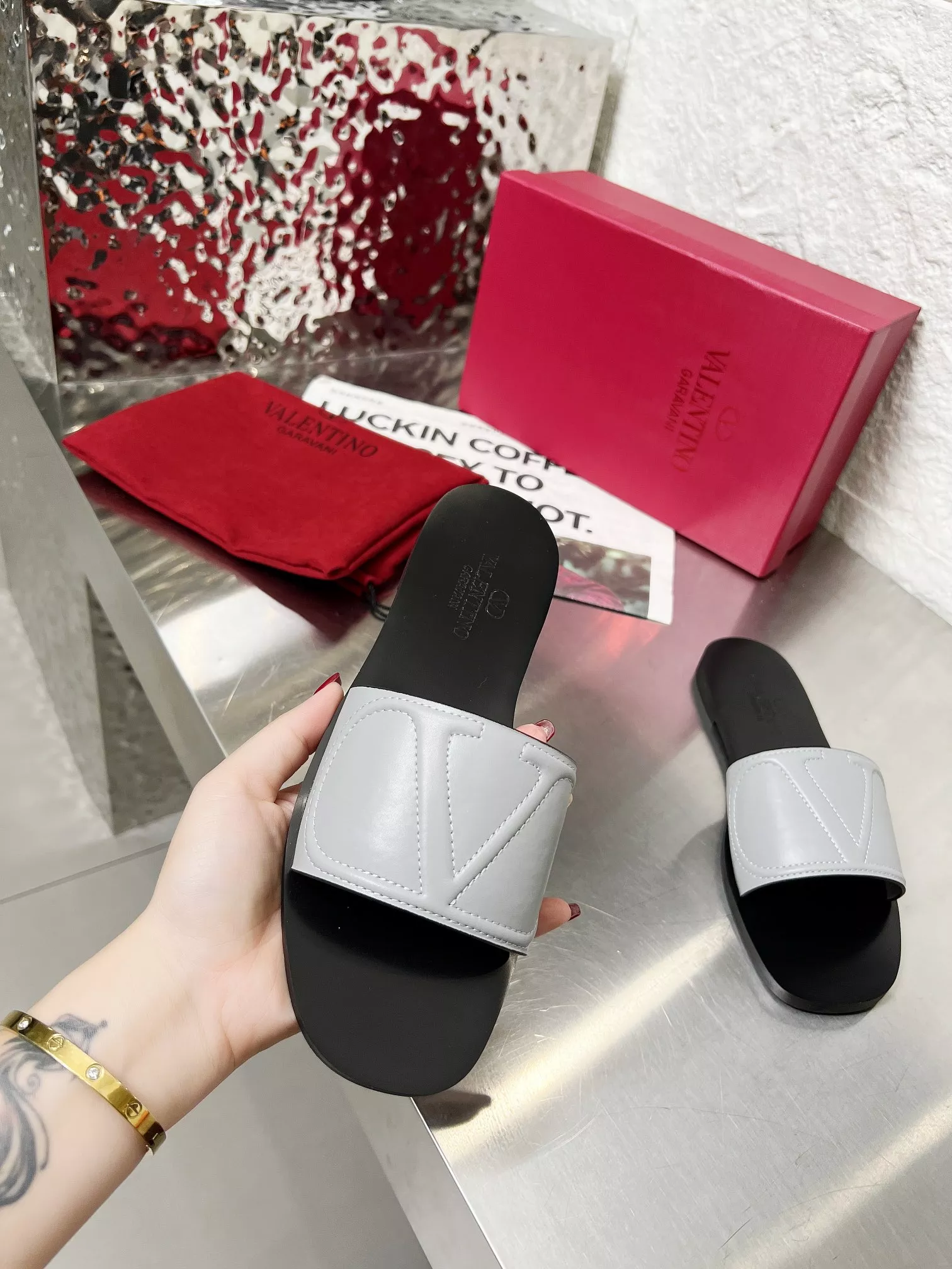 Durable 8736 Valentino Slippers For Women