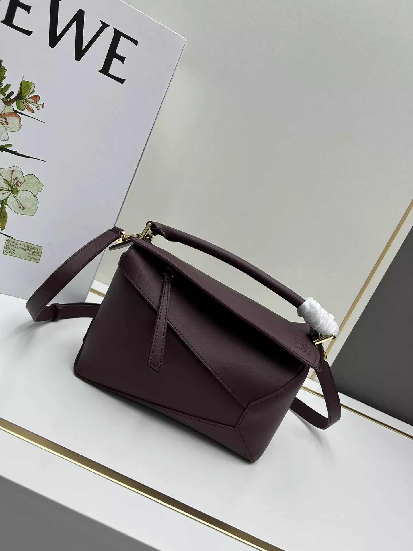 Durable 8743 LOEWE AAA Quality Messenger Bags For Women