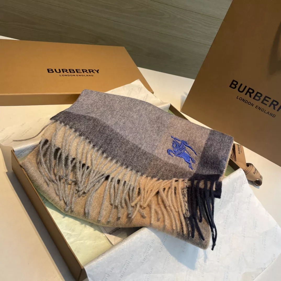 Durable 8746 Burberry Scarf For Women