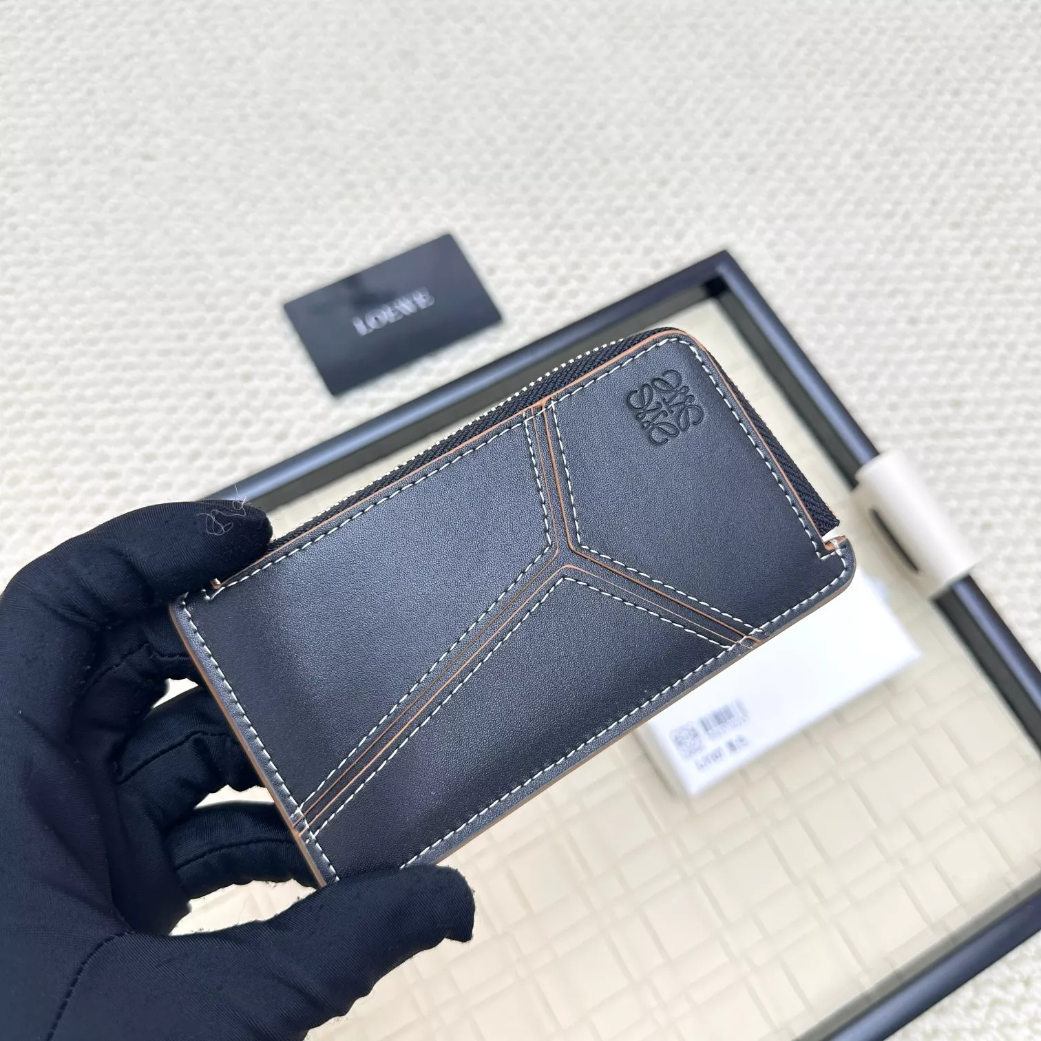 Durable 877 LOEWE Card Case