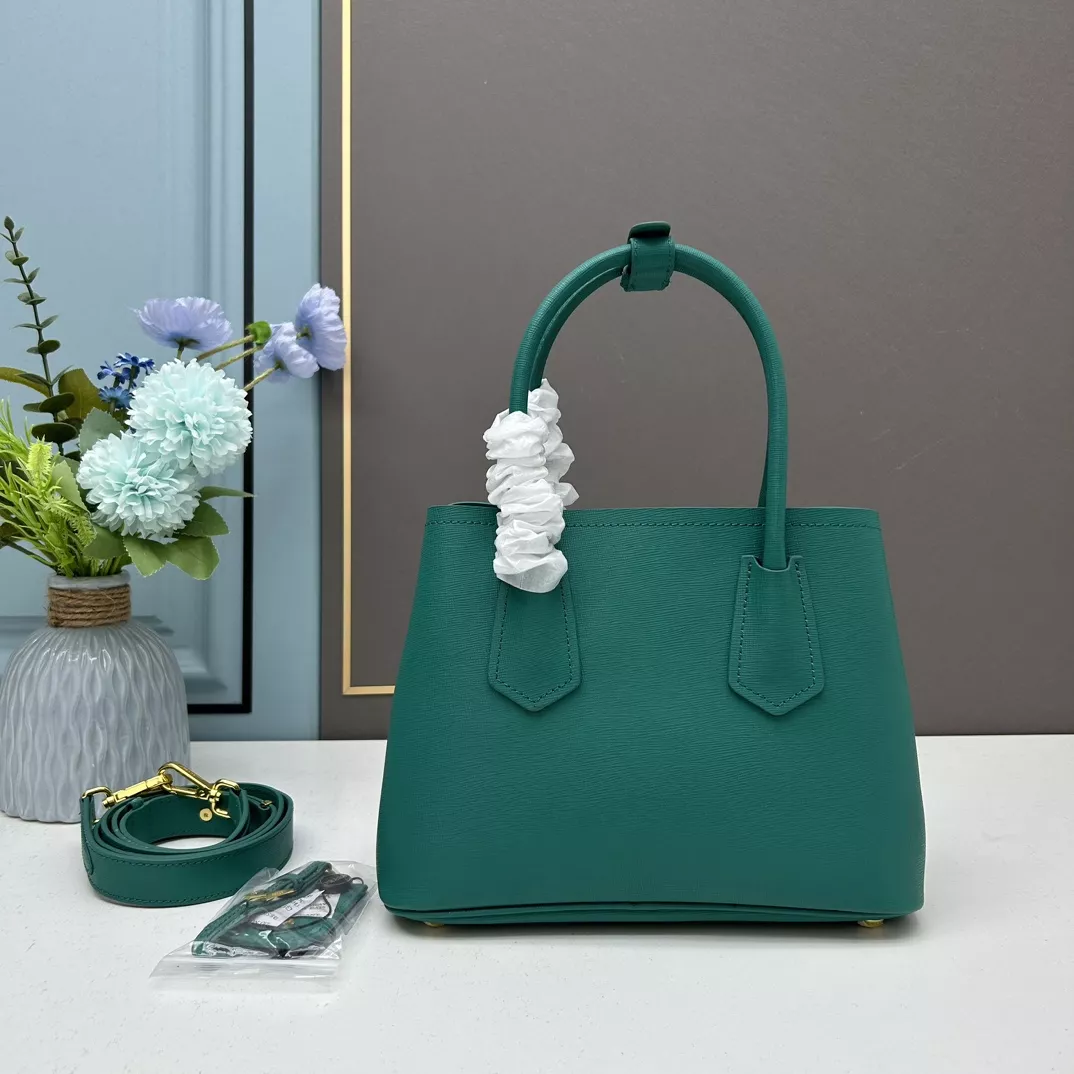Durable 8828 Prada AAA Quality Handbags For Women