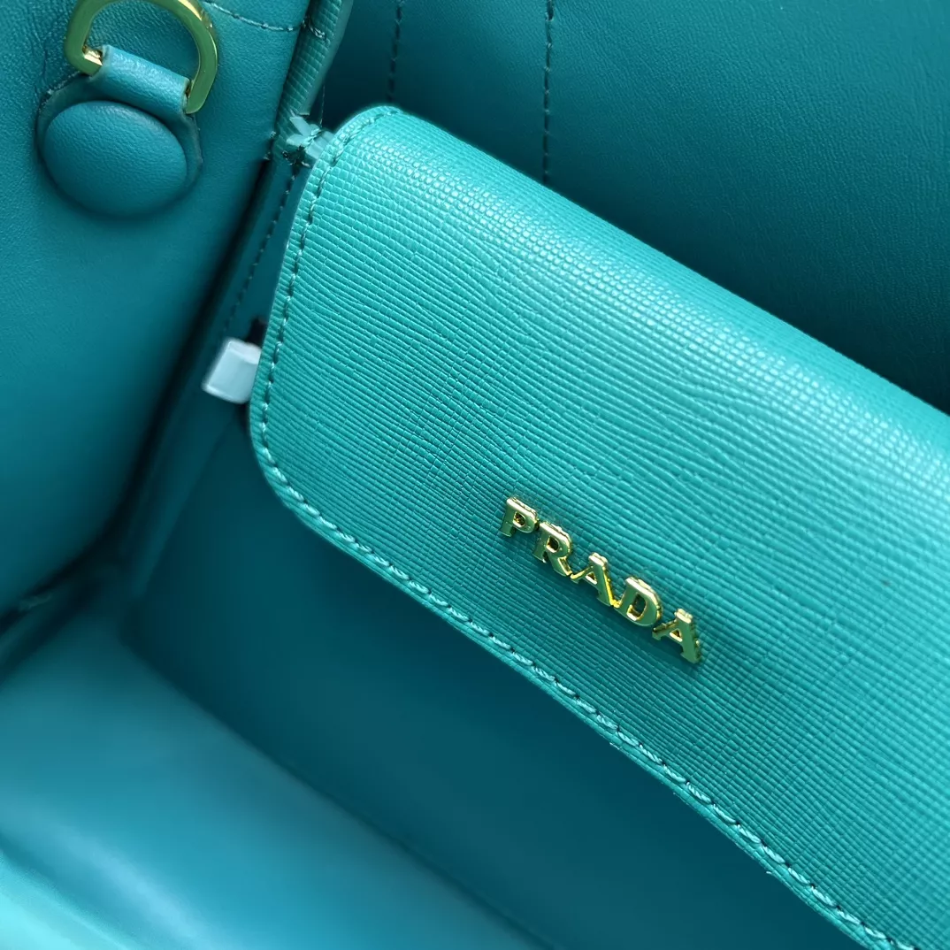 Durable 8828 Prada AAA Quality Handbags For Women