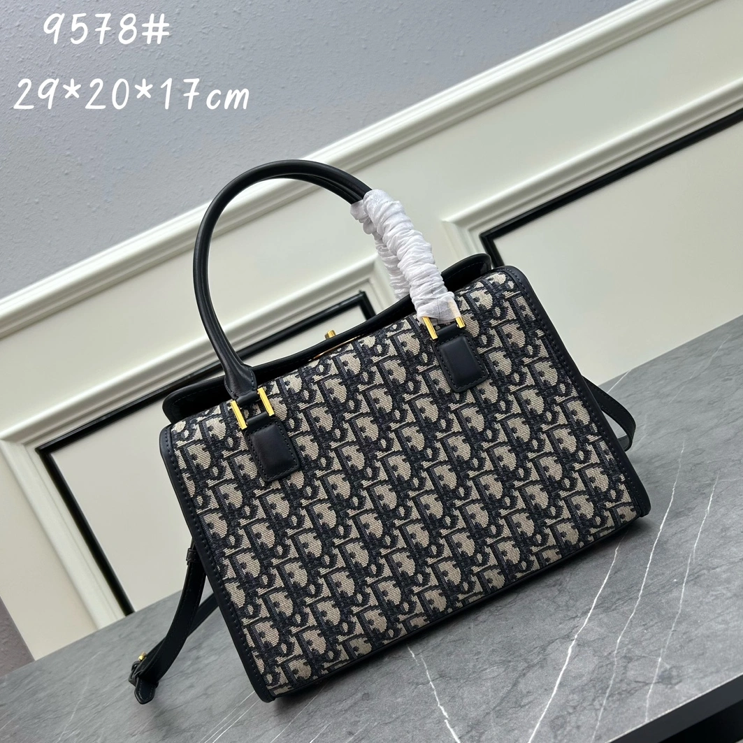 Durable 883 Christian Dior AAA Handbags For Women