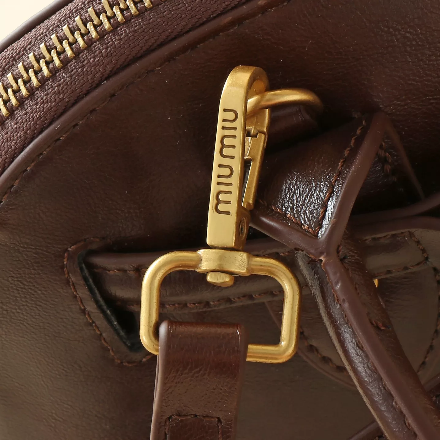 Durable 8848 MIU MIU AAA Quality Handbags For Women