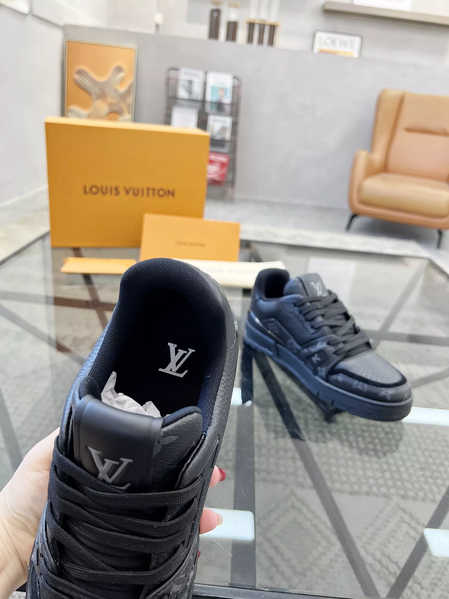 Durable 8909 Louis Vuitton Casual Shoes For Men