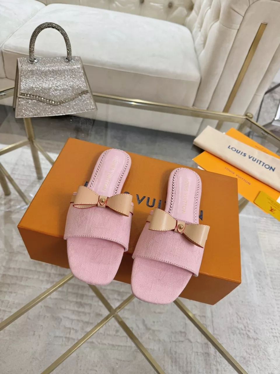 Durable 9052 Louis Vuitton Slippers For Women