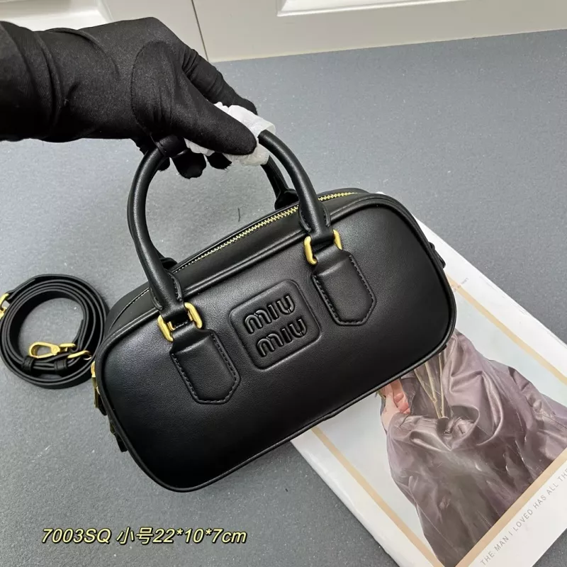Durable 9060 MIU MIU AAA Quality Handbags For Women