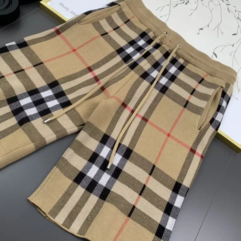 Durable 9062 Burberry Pants For Unisex