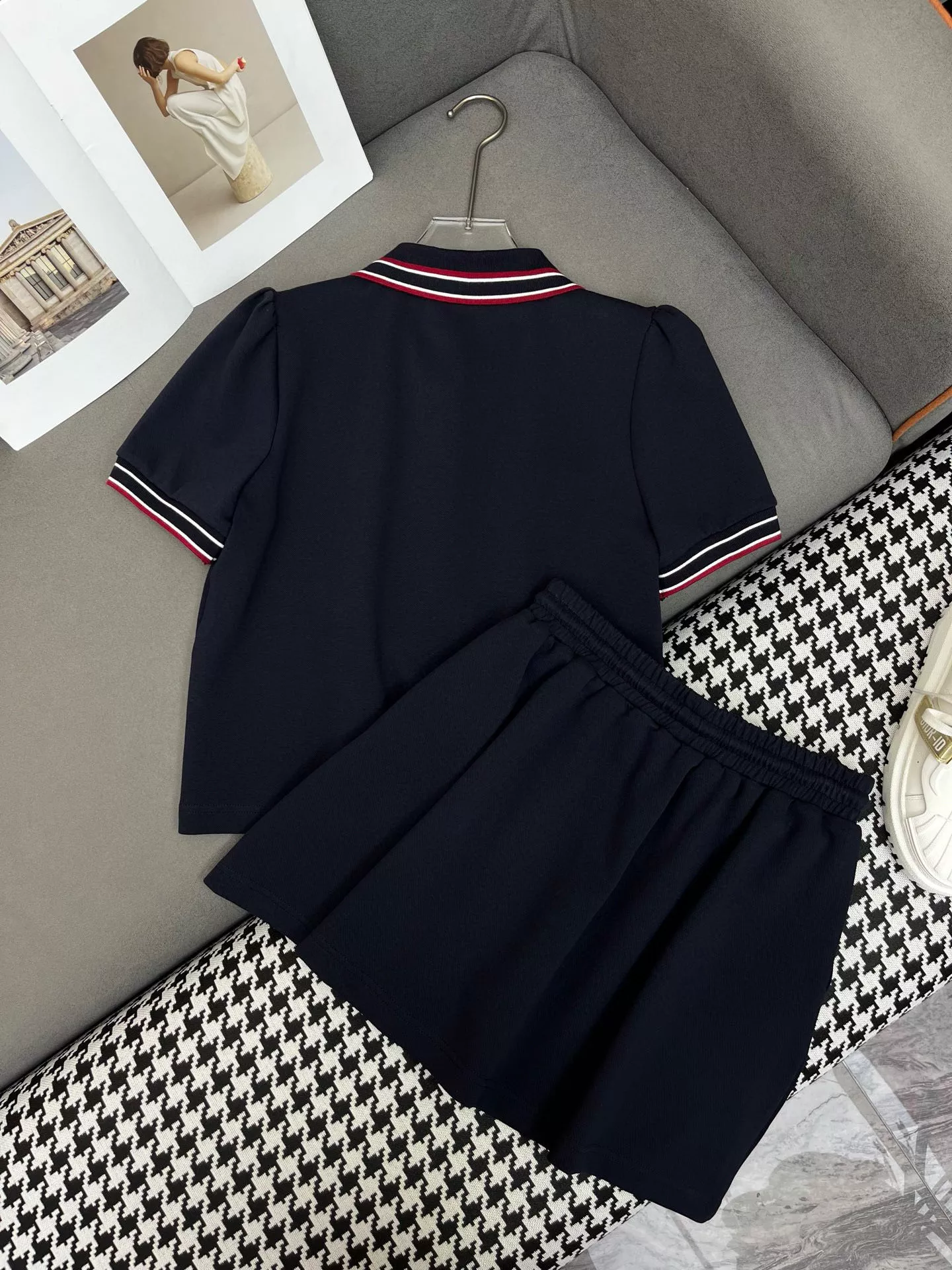 Durable 9099 MIU MIU Tracksuits Short Sleeved For Women