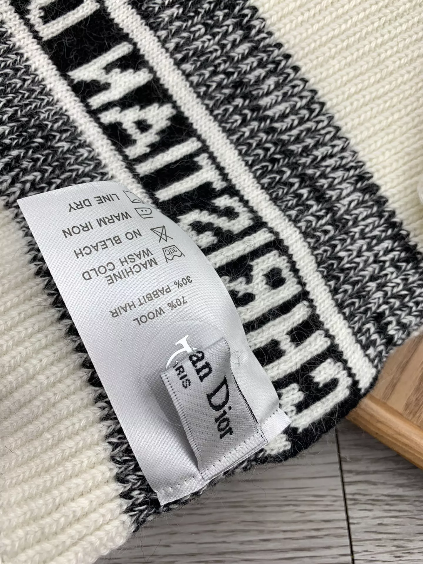 Durable 9143 Christian Dior Hat and Scarf Set