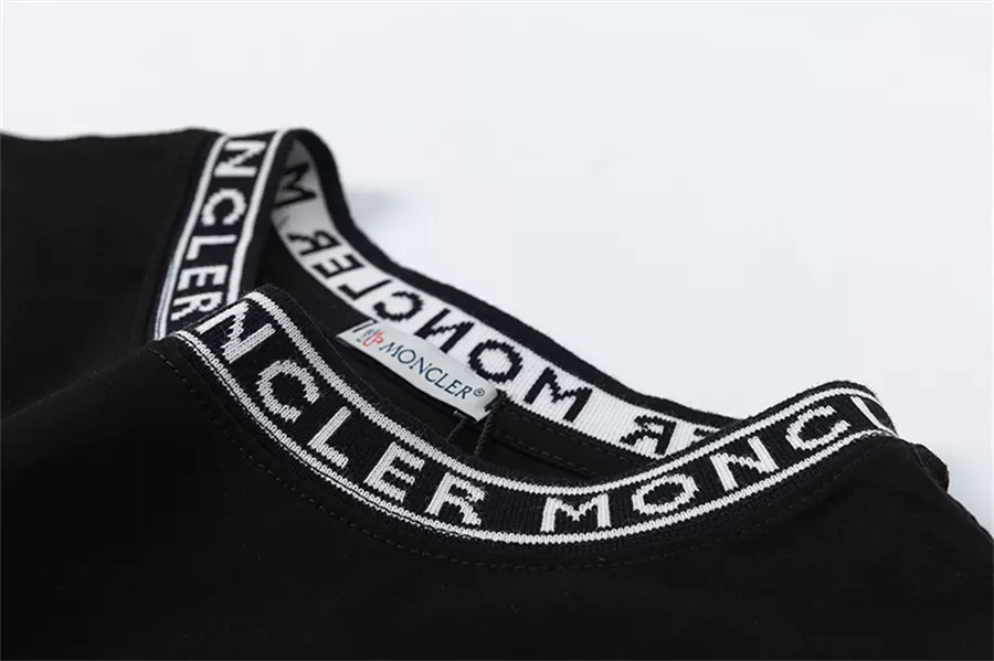 Durable 9164 Moncler T-Shirts Short Sleeved For Men