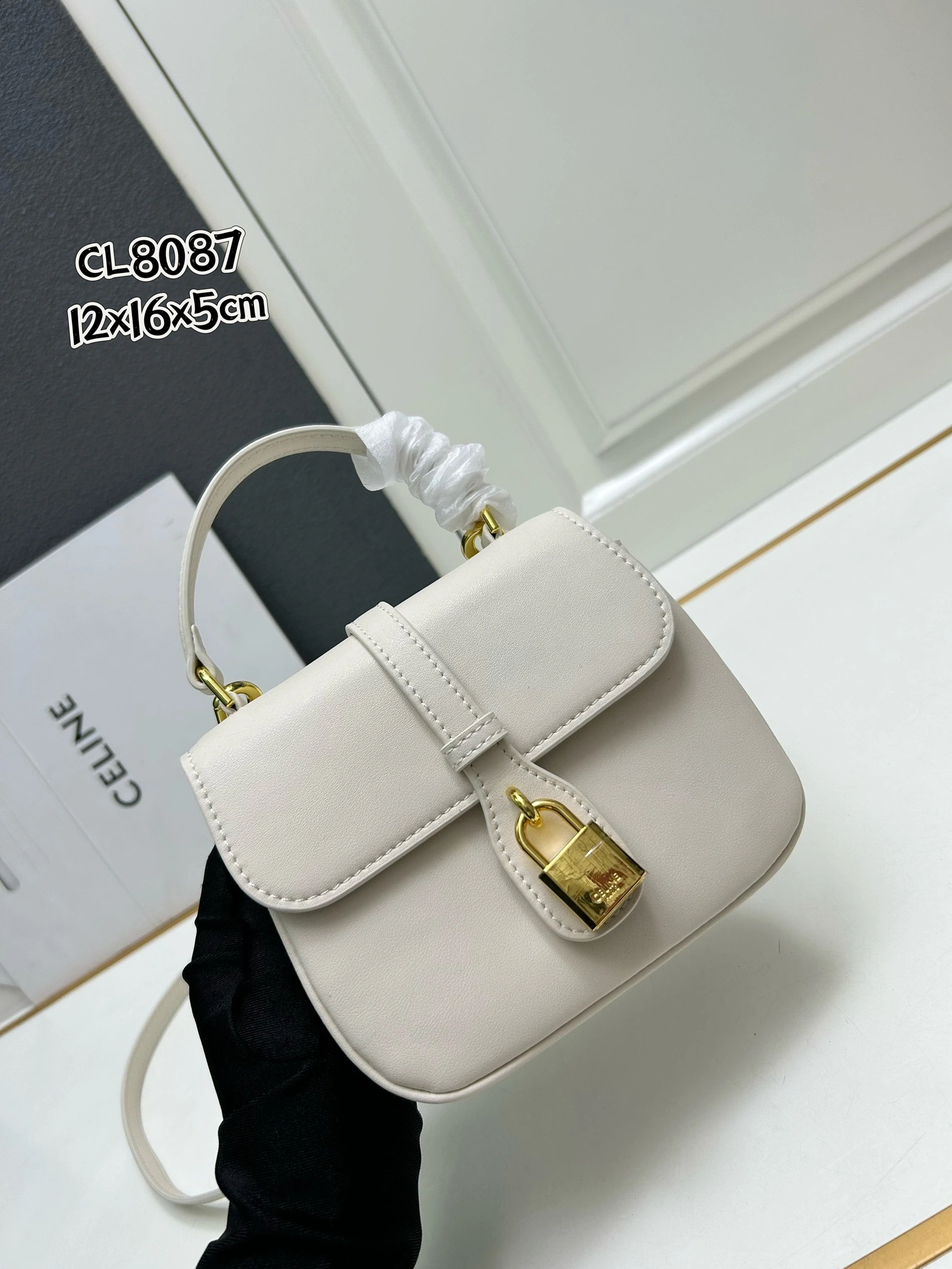 Durable 9182 Celine AAA Quality Messenger Bags For Women