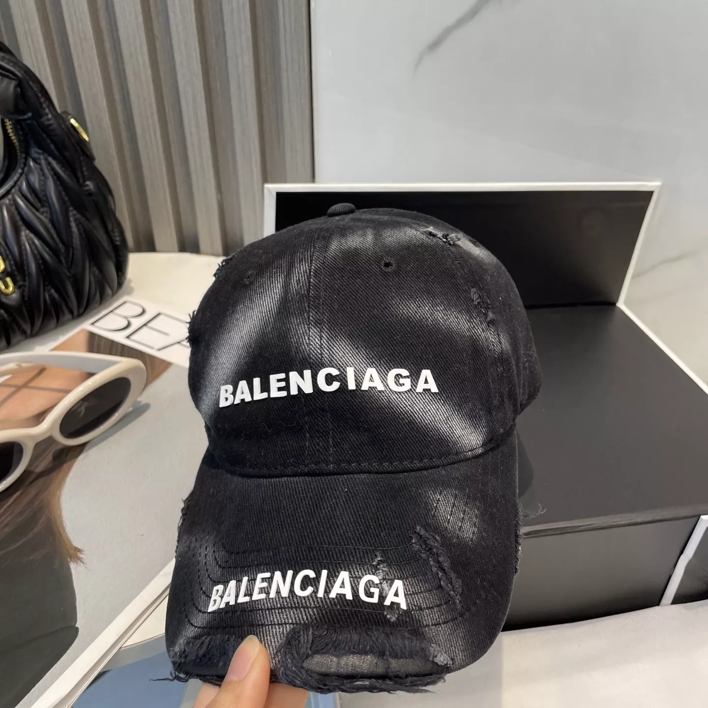 Durable 9291 Balenciaga Caps