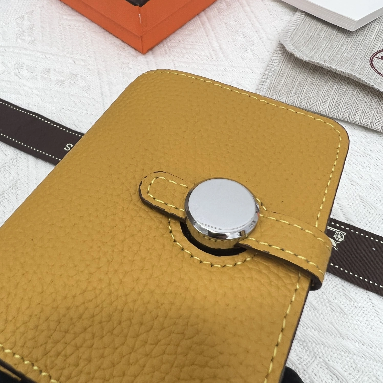 Durable 9368 Hermes AAA Quality Wallets