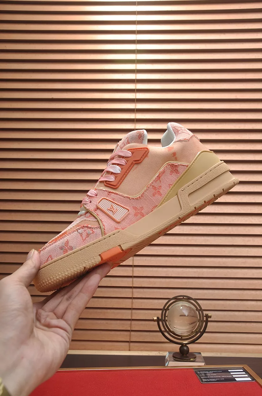 Durable 947 Louis Vuitton Casual Shoes For Women
