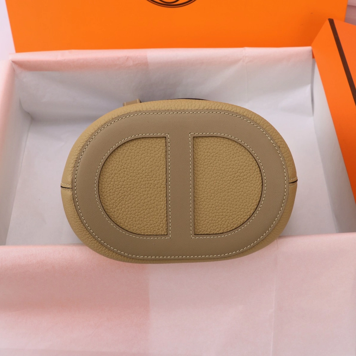Durable 9470 Hermes AAA Quality Handbags In Silver For Women
