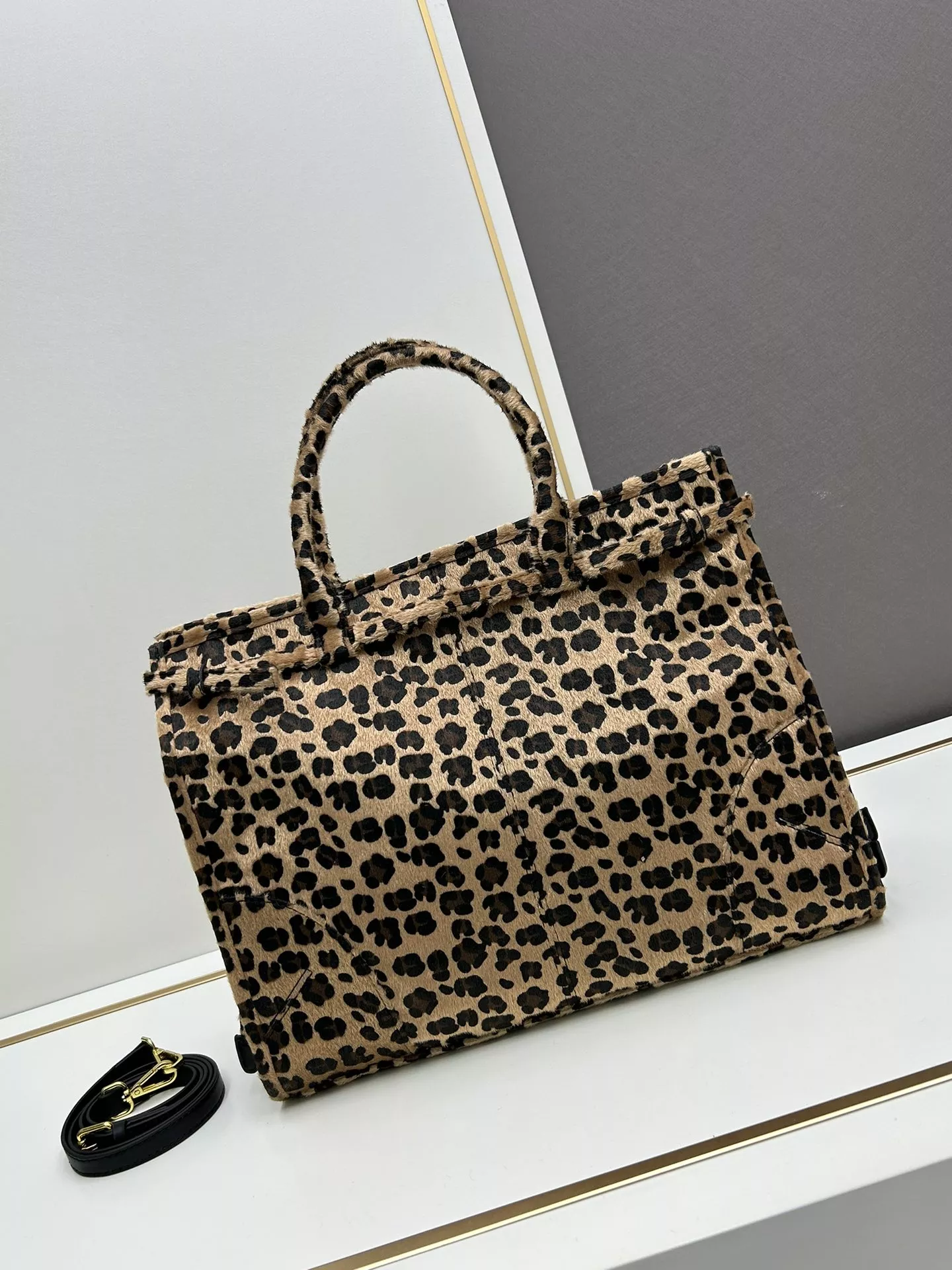 Durable 9471 Prada AAA Quality Handbags For Women