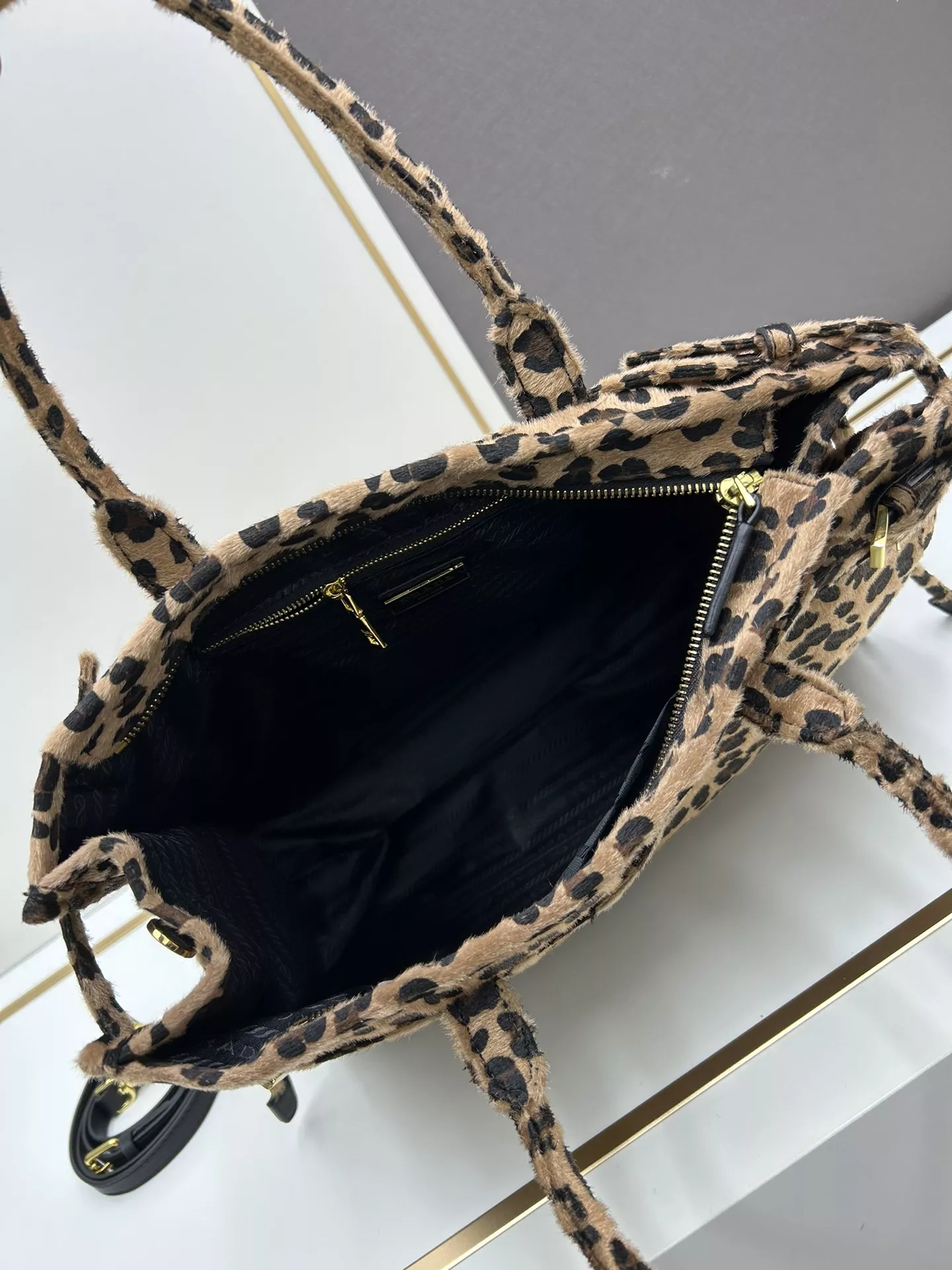 Durable 9471 Prada AAA Quality Handbags For Women