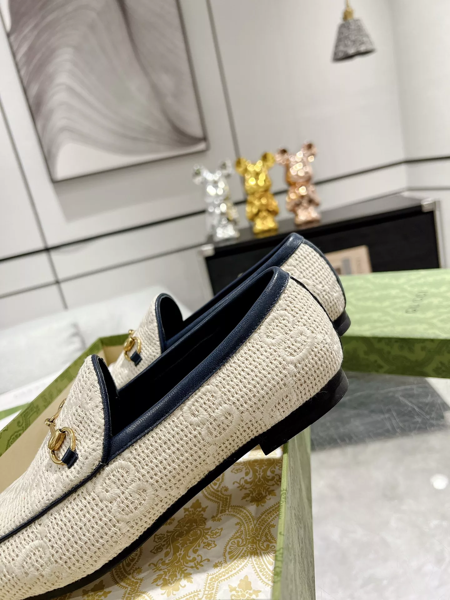Durable 9512 Gucci Oxfords Shoes For Women