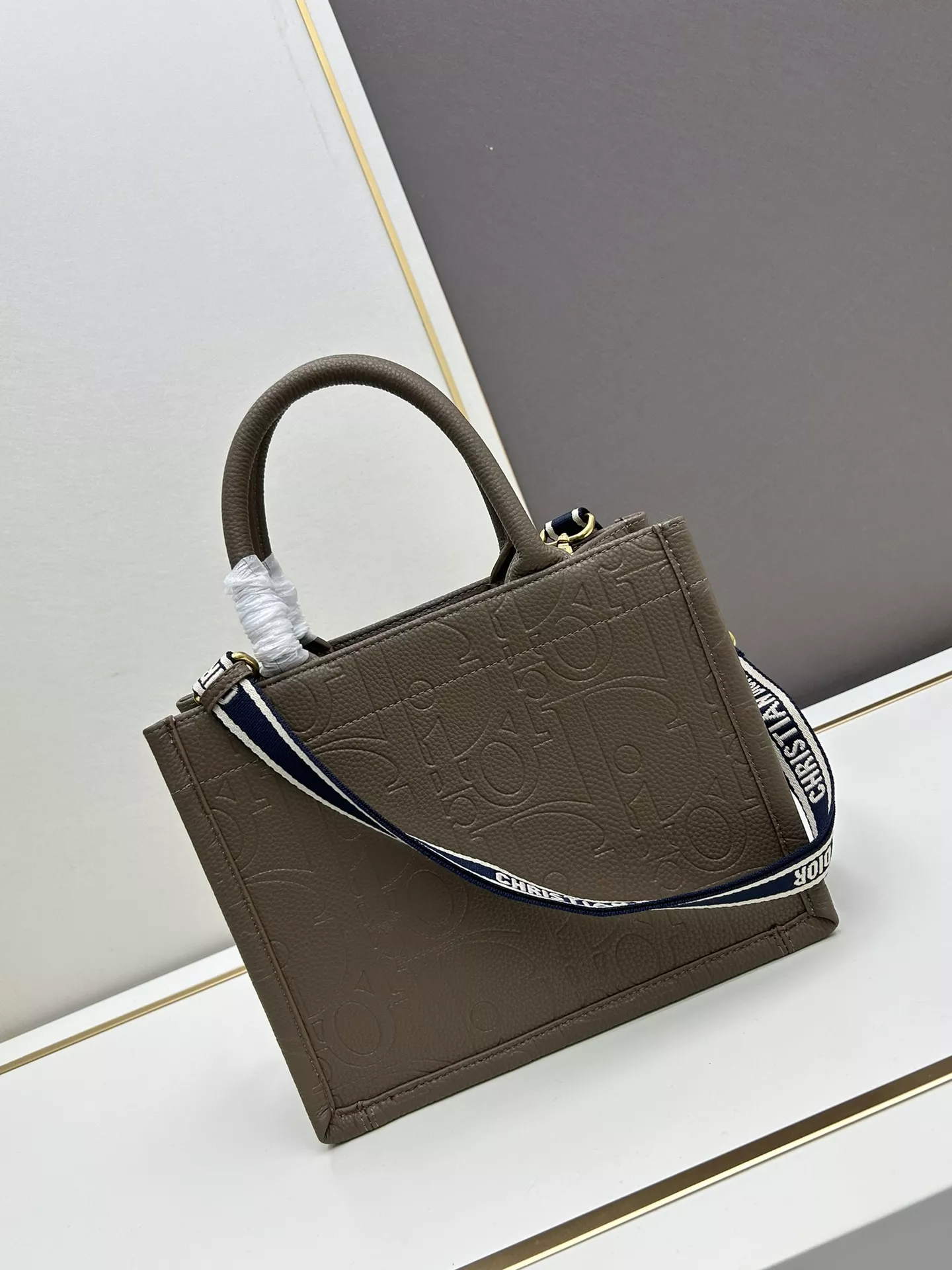Durable 9523 Christian Dior AAA Quality Handbags For Women