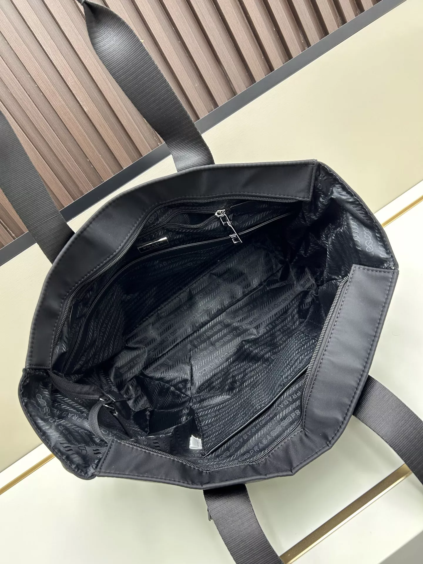 Durable 9523 Prada AAA Quality Handbags For Unisex