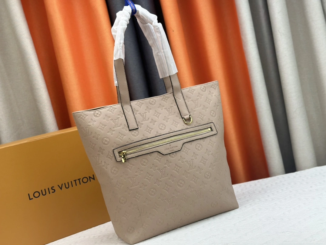 Durable 9593 Louis Vuitton AAA Quality Shoulder Bags For Women