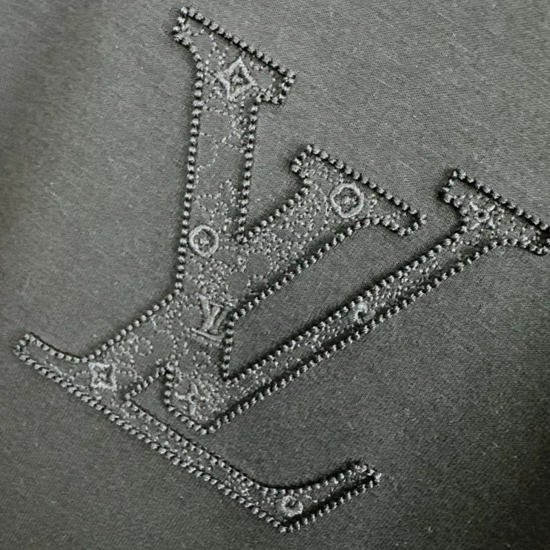 Durable 9613 Louis Vuitton LV T-Shirts Short Sleeved For Unisex