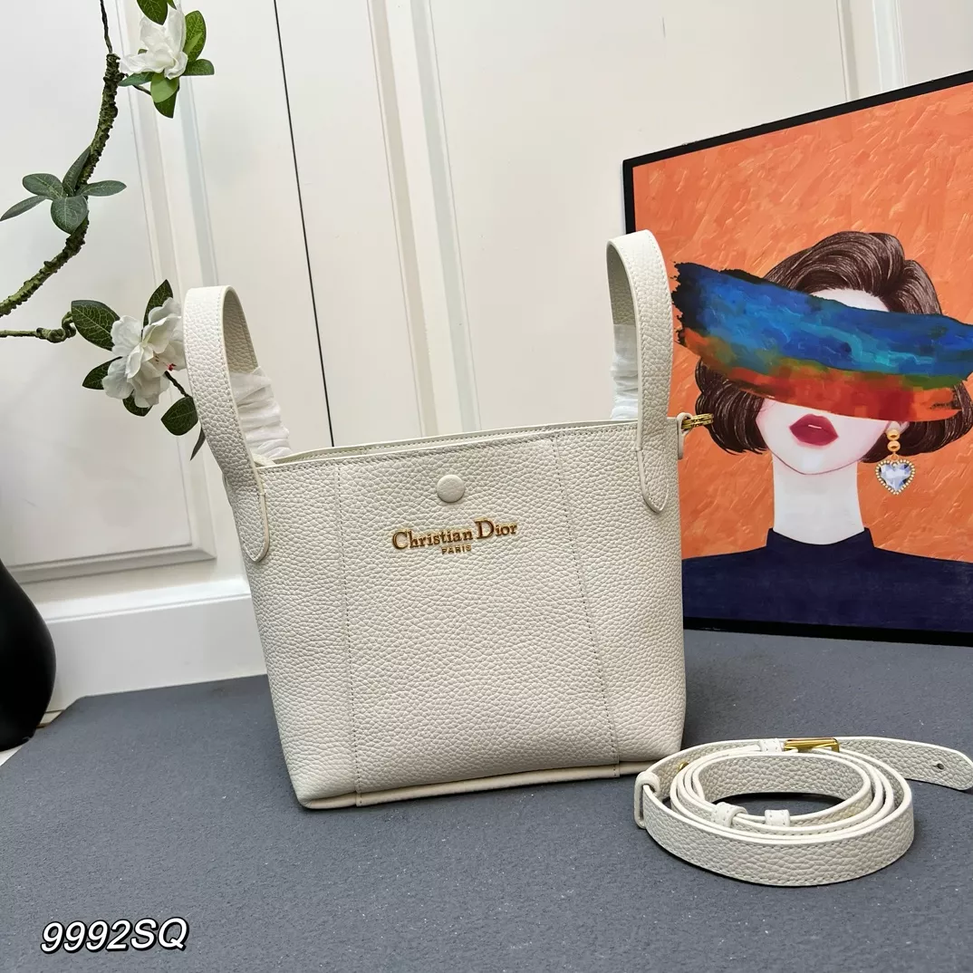 Durable 9664 Christian Dior AAA Quality Handbags For Women