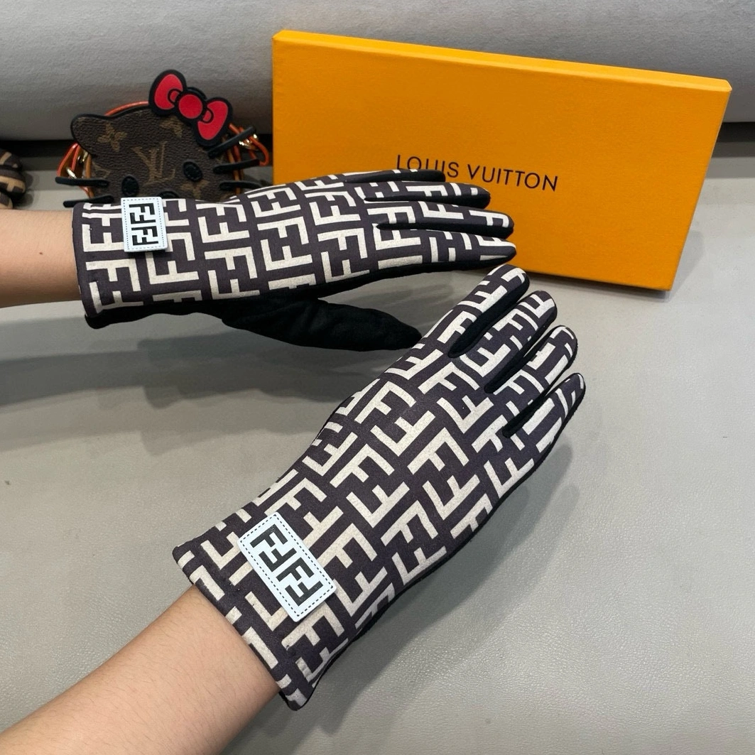 Durable 9684 Fendi Gloves